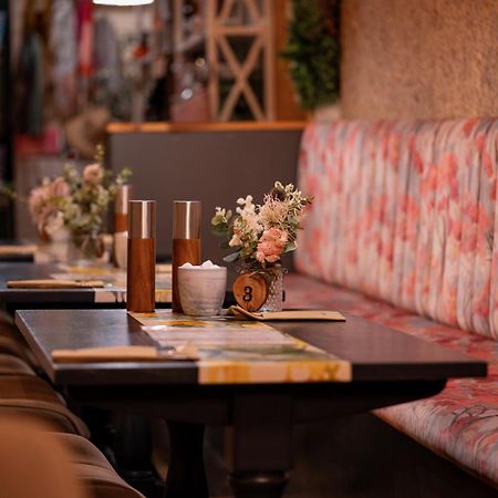 לינה וארוחת בוקר הוקסהד The Hive At Poppi-Red מראה חיצוני תמונה